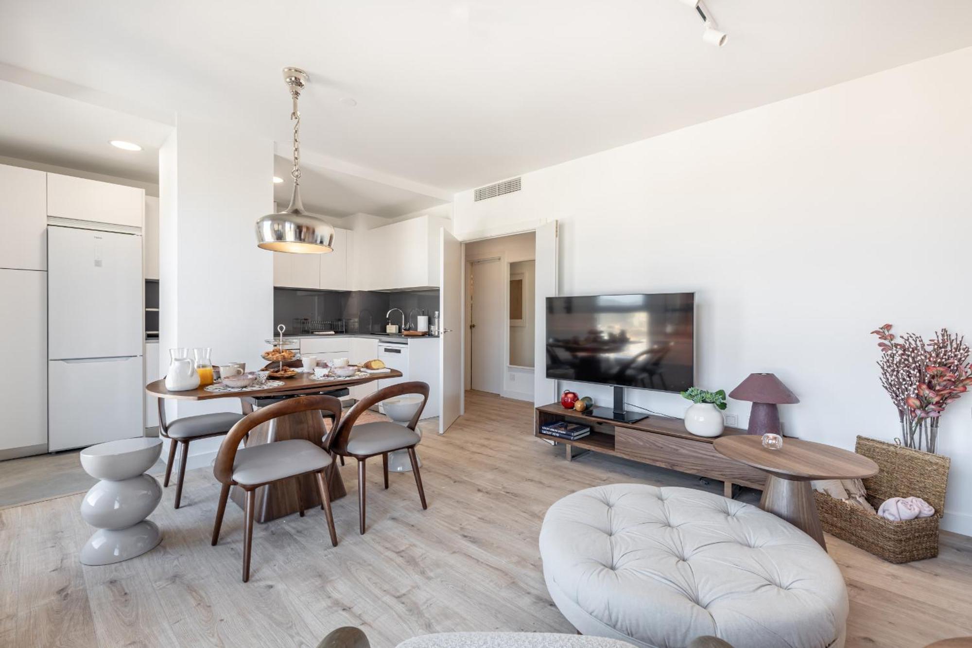 Skyline 9 Pool & Parking Free Apartamento
