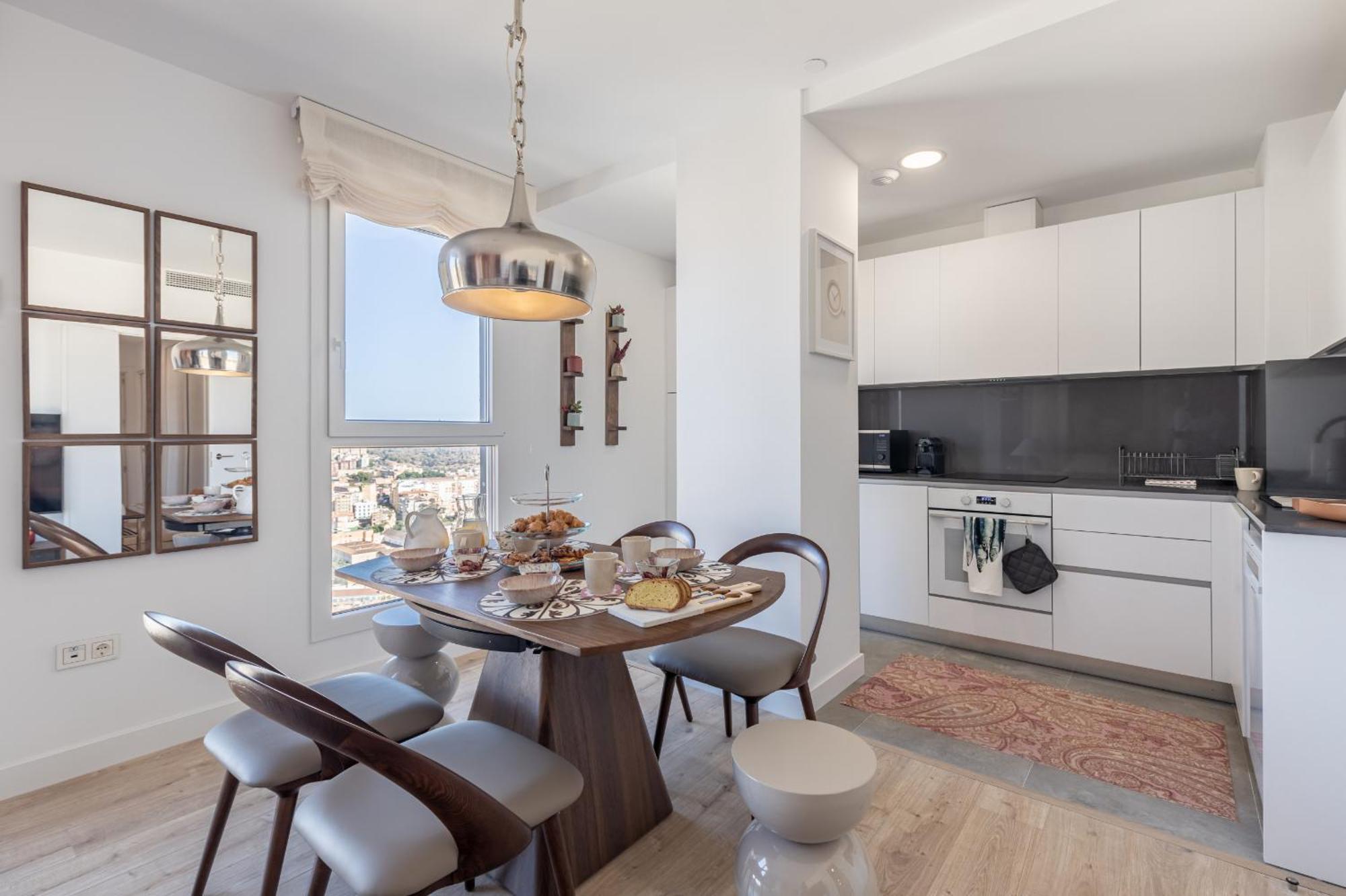 Skyline 9 Pool & Parking Free Apartment Malaga